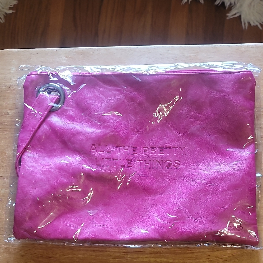 Pink Travel Makeup Bag NWOT